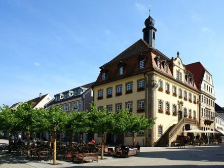 restaurierte Fachwerkhäuser, Deutschordensschloss, Deutsche Zweirad und NSU-Museum