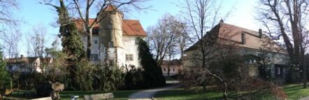 kunsthistorisch wertvollste Gebäude der Gemeinde, gepflegter Schlosspark